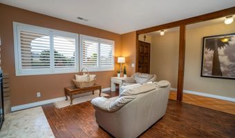 2826 Calle De Malibu, Escondido, CA 92029
