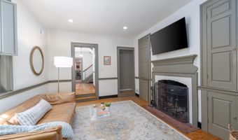 806 S ANN St, Baltimore, MD 21231