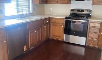 1732 Lionsgate Cir, Bethany, OK 73008