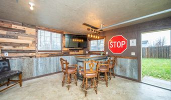 410 17th St SE, Altoona, IA 50009