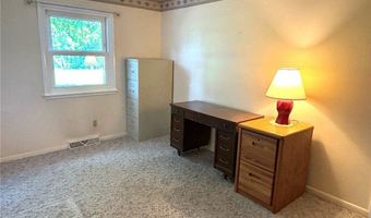 1961 Killian Rd, Akron, OH 44312