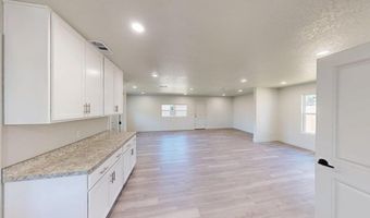607 NW 11th St, Andrews, TX 79714