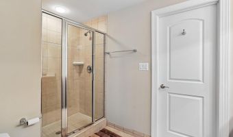 5114 WESSLING Ln, Bethesda, MD 20814