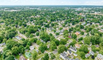 624 N Broad St, Adrian, MI 49221