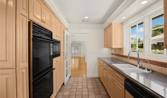 556 Sierra Madre Blvd, San Marino, CA 91108