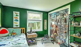 70 Boyce Ave, Barrington, RI 02806