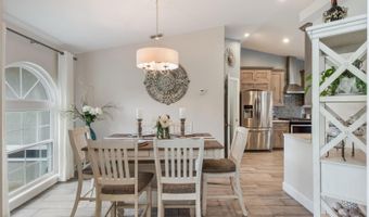 2113 KIRKLAND LAKE Dr, Auburndale, FL 33823