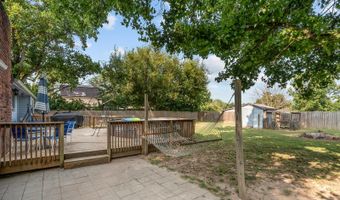 1304 S Adams Ave, Aurora, MO 65605