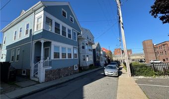 9 Ann St 2, Newport, RI 02840