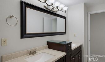 11367 W Hinsdale Ct, Boise, ID 83713