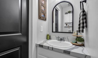 23 Pelican Dr, Bayville, NJ 08721