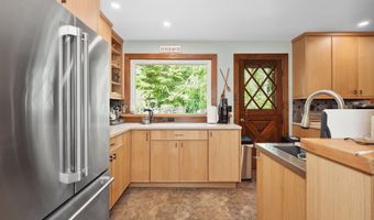 11 College Hill Rd, Canaan, CT 06018