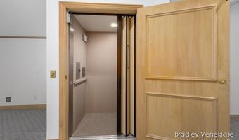 7635 Sandy Hollow Dr SE, Alto, MI 49302