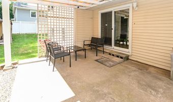 508 Rosemary Ln, Anamosa, IA 52205