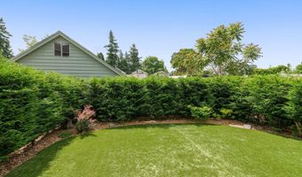 6910 SE LAMPHIER St, Milwaukie, OR 97222