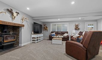 6891 E Hopewell Rd, Avilla, IN 46710