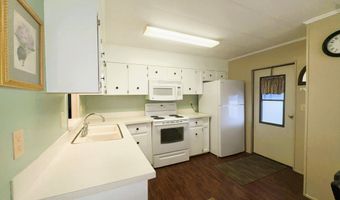 905 Dogwood Dr, Barefoot Bay, FL 32976