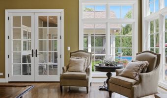 23855 W Sarah Ct, Antioch, IL 60002