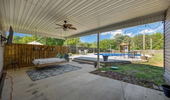 525 10th St, Arab, AL 35016