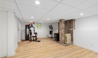 498 Camp Westwood Rd, Coventry, RI 02827