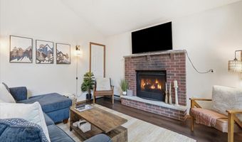 10 Lenape Trl, Albrightsville, PA 18210