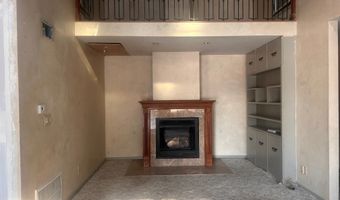 208 Winding Dr, Alexandria, IN 46001