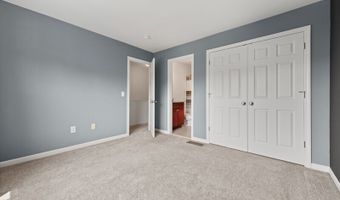 3 Riverview Ct 3, Brookfield, CT 06804