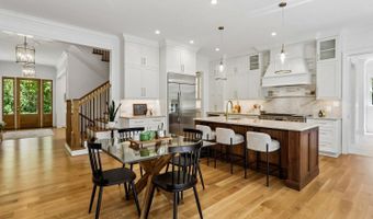 7926 BOLLING Dr, Alexandria, VA 22308