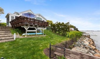 41 Buena Vista Dr, North Kingstown, RI 02852