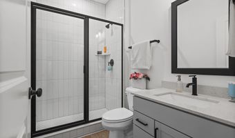1812 Water Oak Way, Avon, IN 46123