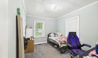 2405 E 9th St, Anderson, IN 46012