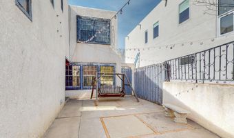 1613 Morningside Dr NE, Albuquerque, NM 87110
