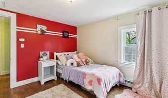 61 Harlem St, East Providence, RI 02916