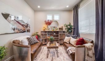 22292 E 38th Pl, Aurora, CO 80019