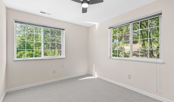 581 Scenic Dr, Ashland, OR 97520