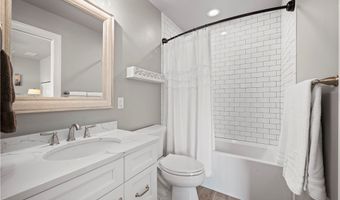 131 Woodford Dr, Adams Twp., PA 16033