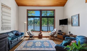 71616 NORTHSHORE Dr, Birkenfeld, OR 97016