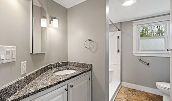 222 Ward Rd, Augusta, ME 04330