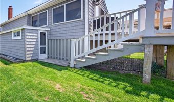 6 Arbeth Ave, Narragansett, RI 02882