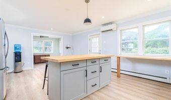 473 Klondike Rd, Charlestown, RI 02813
