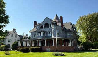 126 Elm St, Bennington, VT 05201