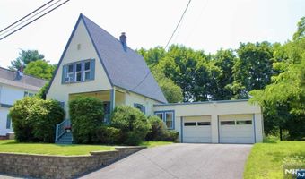 6 Cottage Pl, Allendale, NJ 07401