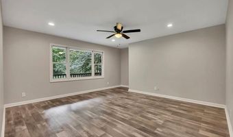 781 Grist Mill Dr E, Acworth, GA 30101