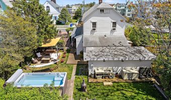 210 N BEACH Ave, Beach Haven, NJ 08008