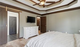 5080 Newpark Dr NW, Acworth, GA 30101