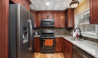 6 Eldorado Dr, Johnston, RI 02919