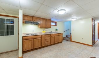 16 Gooseneck Hill Rd, Canterbury, CT 06331