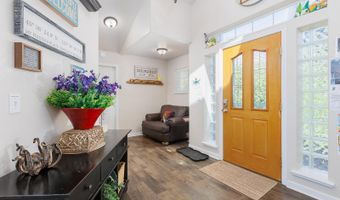 461 S Home Ct, Rockaway Beach, OR 97136