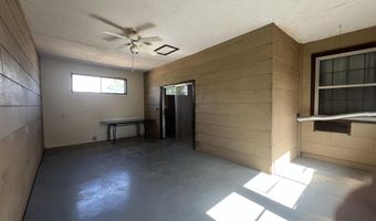 711 2nd St, Abernathy, TX 79311