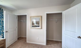 4 Virginia Commons Dr, Arden, NC 28704